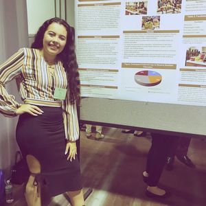 Meet your Posher, Zoë